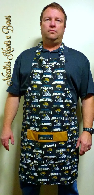 Jacksonville Jaguars Apron, Mens Football Apron with Pocket