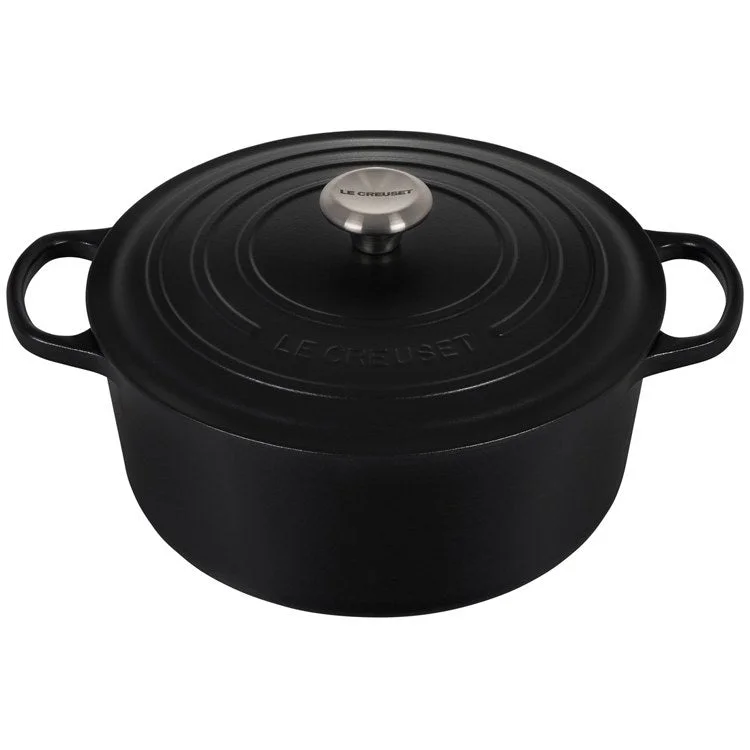 Signature 7.25-Quart Cast Iron Round Dutch Oven with Stainless Steel Knob - Licorice